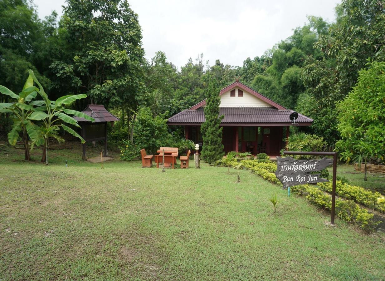 Ban Rai Tin Thai Ngarm Eco Lodge Mae Rim Eksteriør billede