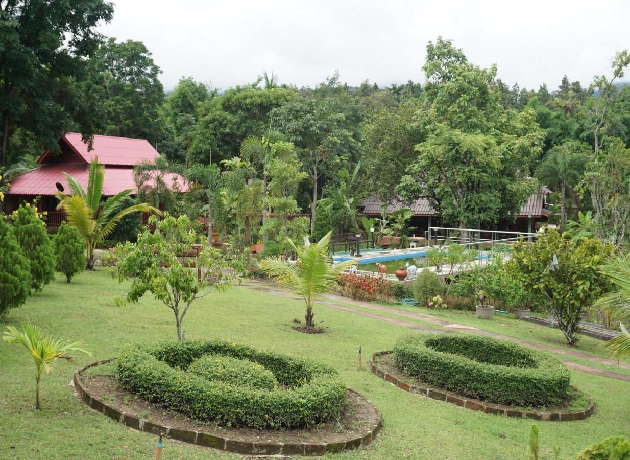 Ban Rai Tin Thai Ngarm Eco Lodge Mae Rim Eksteriør billede