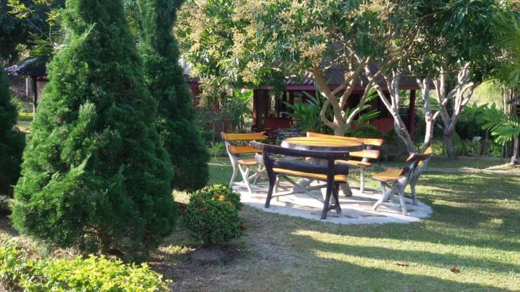 Ban Rai Tin Thai Ngarm Eco Lodge Mae Rim Eksteriør billede
