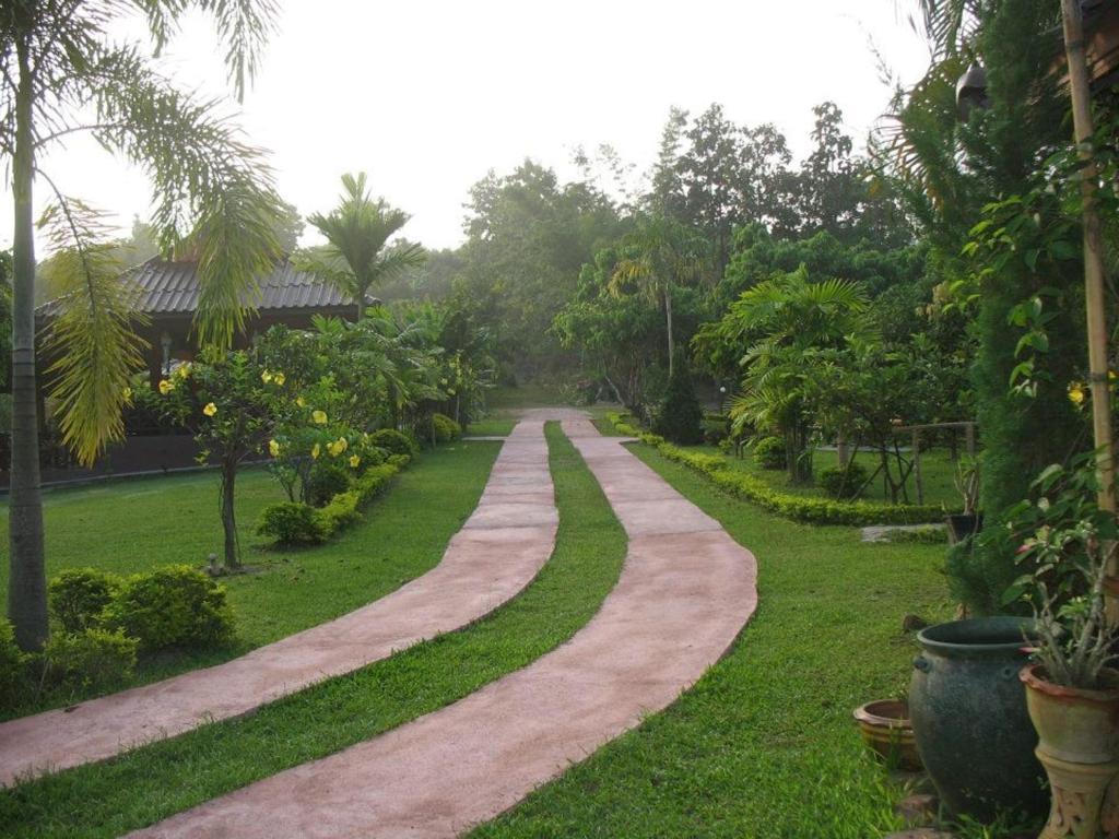 Ban Rai Tin Thai Ngarm Eco Lodge Mae Rim Eksteriør billede